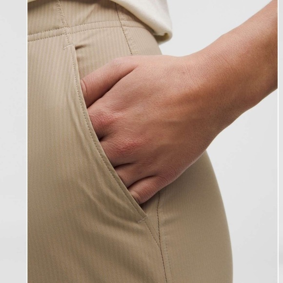 NWT Lululemon Dance Studio Slim-Fit High-Rise Flared Pant Sheer Oak - Picture 2 of 4